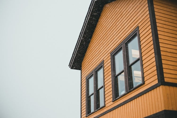 Redwood Siding Cottage - GMJ Construction