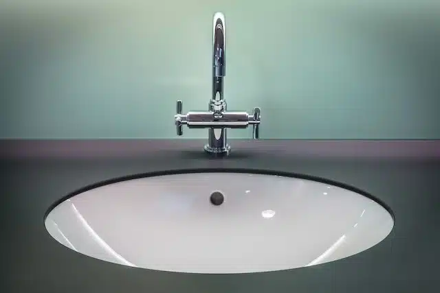 bathroom sinks and faucets - GMJ Construction